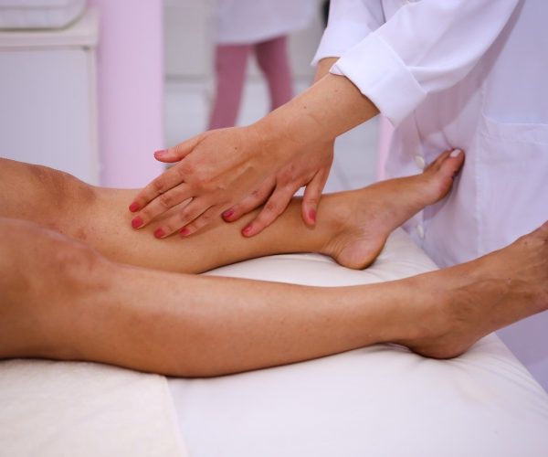 Saiba 12  benefícios da massagem.