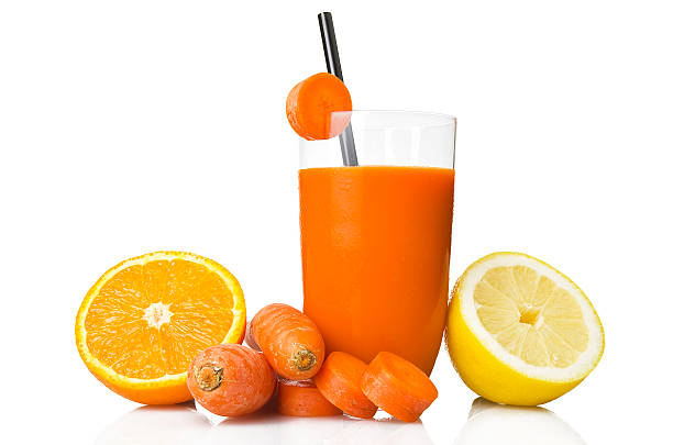 No momento, você está visualizando Faça o suco de laranja com cenoura e tenha uma pele bonita