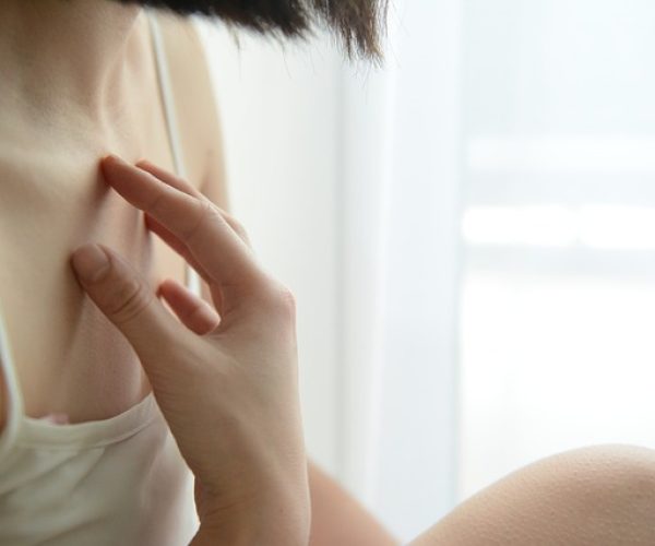 Como cuidar da pele com rosácea