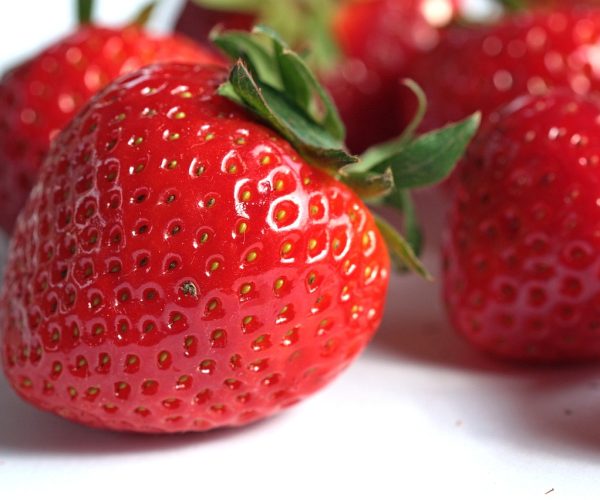 10 benefícios do morango