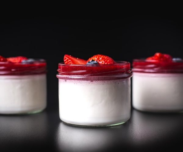 6 benefícios do iogurte natural e como escolher