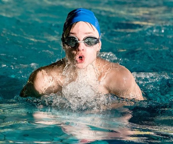 Os benefícios da natação para a sua saúde
