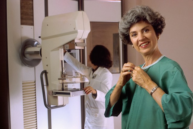 No momento, você está visualizando Quando fazer a mamografia para prevenção
